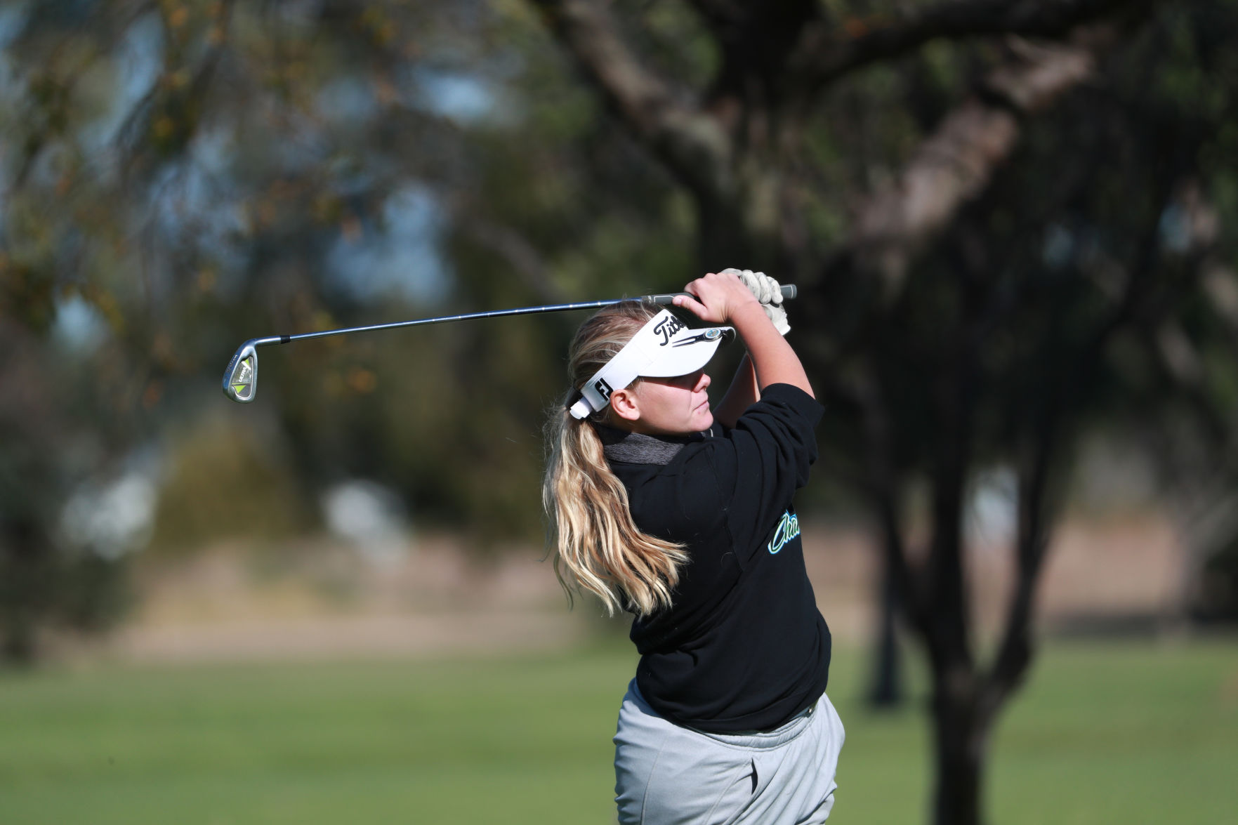 100919_C4GirlsGolf024_bjs.JPG